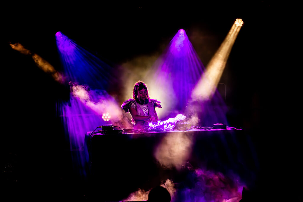 Mlle Ely en concert dans le Val d'Oise