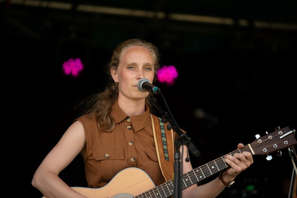 Marcelle Julien au festival pop rock électro du Val d'Oise